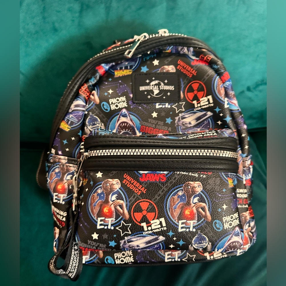 Universal Studios Hollywood E.T Collectors Backpack NWT